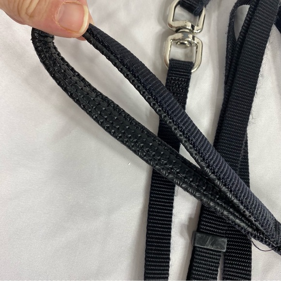 Twist-Free Swivel Padded Handel Nylon Leash - Picture 2 of 5